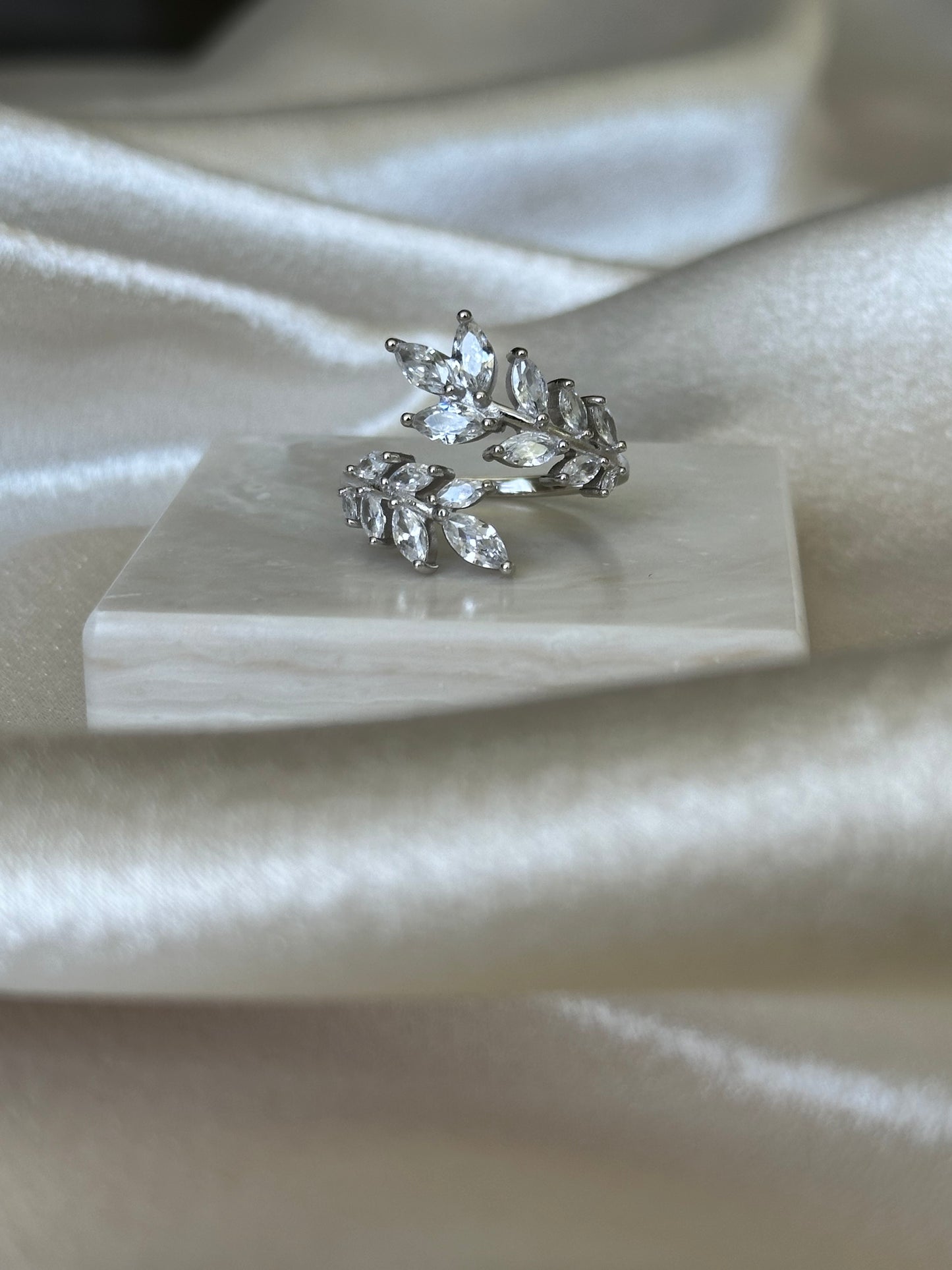Olive Leaf Ring (adjustable)