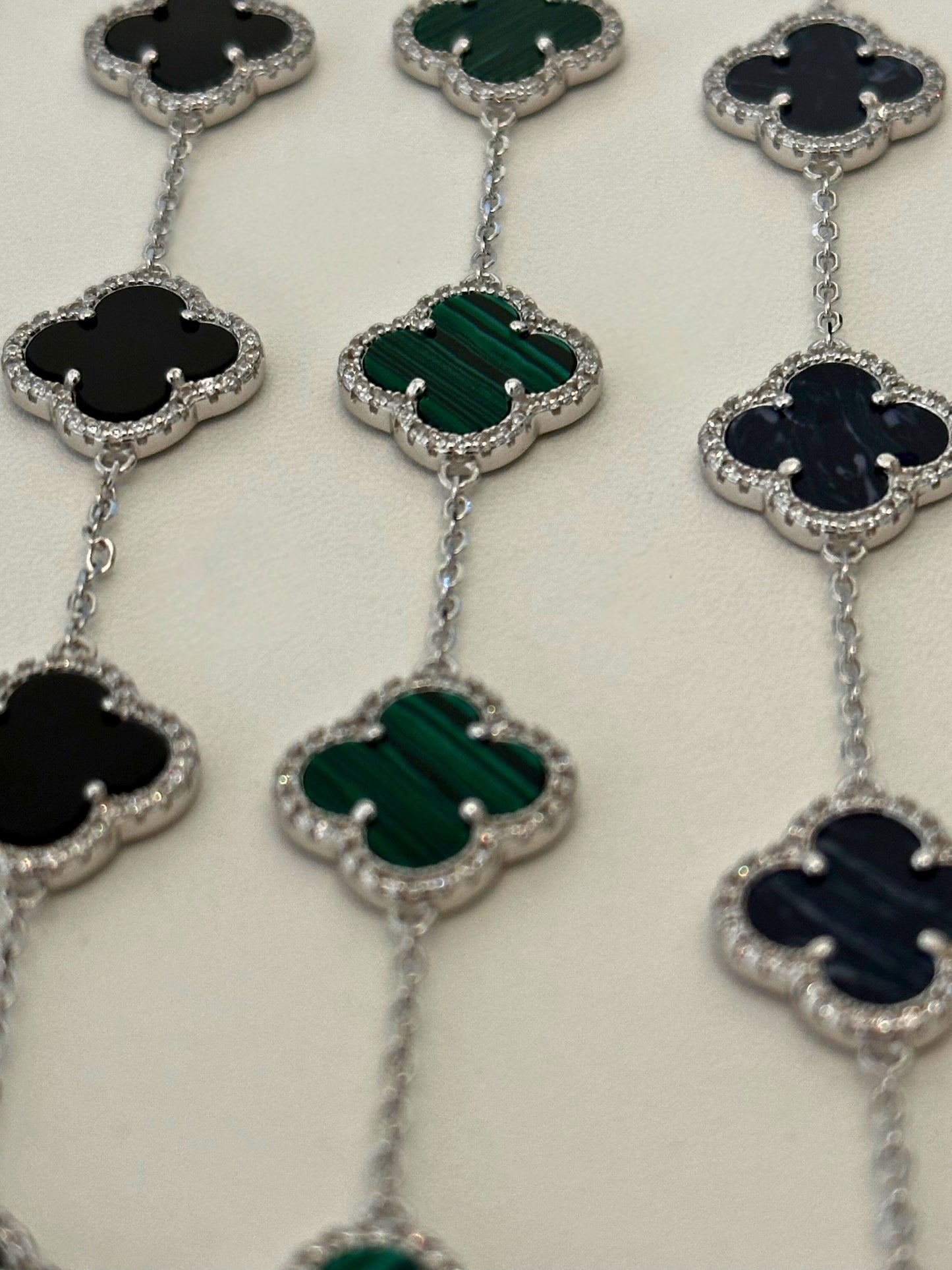 Clover Pendant Bracelet